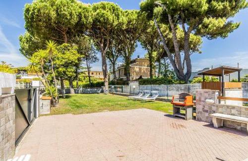 Latina Lido Villa | 'Villa Venere Superior' 50mt Sea-Free Parking-Garden