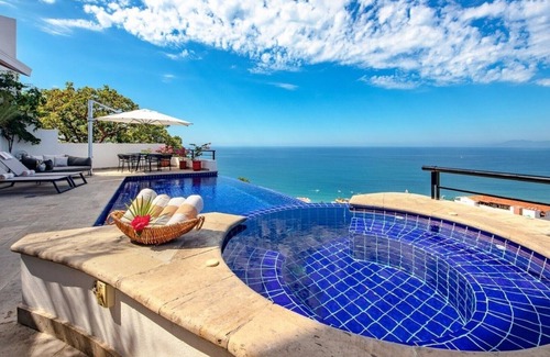 Romantic Zone Villa | Villa Ventana - Luxury 7-bedroom villa - Puerto Vallarta