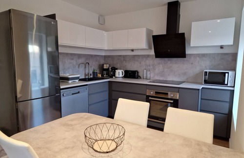 Pornic Apartment | Villa Victoria for rent 900m from the center of Pornic and the beaches!