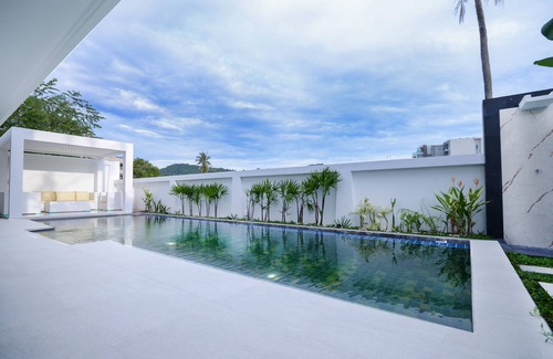 Nai Harn Villa | Villa Victoria Nai Harn