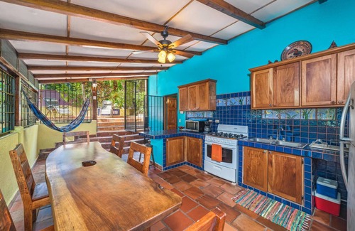 Junquillal Villa | Villa Vida: Vibrant villa with jungle views