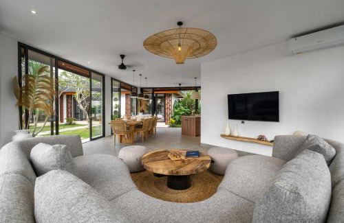 Lodtunduh Villa | Villa Vidrev by BaliSuperHost