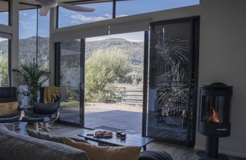 Halls Gap Villa | Villa View