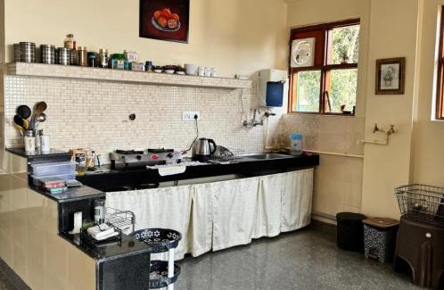 Bhagsu Nag Apartment | Villa Vikas Studio
