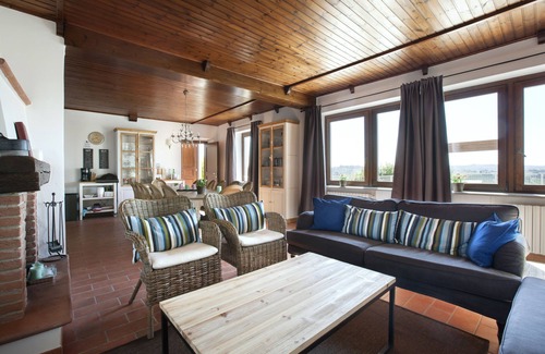 Montegrosso dʼAsti Villa | Villa Vinory La Mandragola - Private Authentic Villa with pool