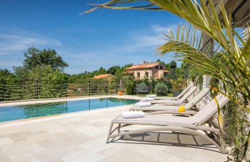 Diklici Villa | Villa Vita by Villas Guide