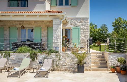 Diklici Villa | Villa Vita by Villas Guide