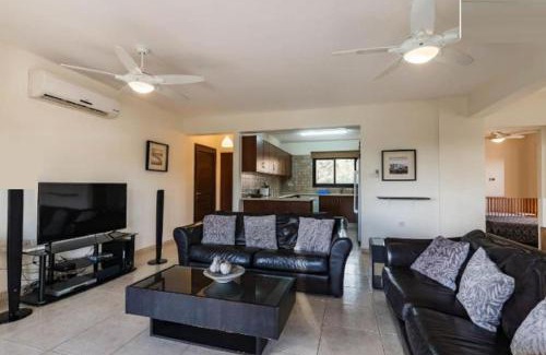Pissouri Villa | Villa Vounos - 5 Bedroom all en-suit with pvt pool