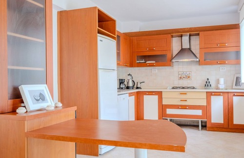 Urla Villa | Villa w Garden 5 min to Altinkoy Beach in Urla