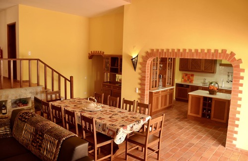 Tor House | Villa with 4 bedrooms/Pool/Quiet Area/WiFi