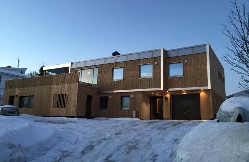 Tromso Villa | Villa with a view close to the city center
