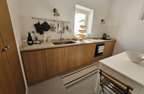 Panarea Villa | VILLA WITH GARDEN IN PANAREA 150 METERS FROM THE SEA, WITH AIR CONDITIONING AND WIFI