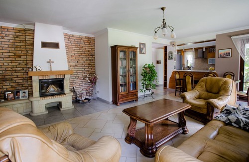 gmina Wieprz Villa | Villa with garden instead of a hotel for 6-8 people, mobile WiFi.