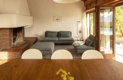 Vitznau House | Villa with Pool at Lake Lucerne, directly at romantic Rigi railway