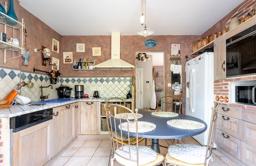 Chaumes-en-Retz Villa | "Villa" with Private Pool & Wi-Fi