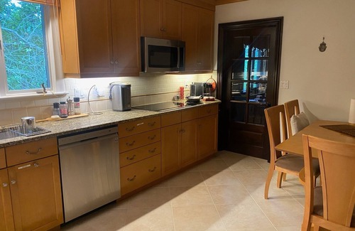 Newton House | Villa with private heated pool in Boston's elite enclave