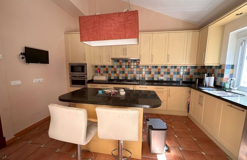 Castillo de Sabinillas House | villa with private swimming pool in duquesa