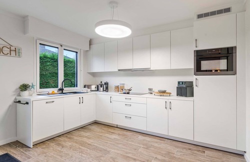 Westende House | Villa Zee en Zand-bungalow with garden and parking