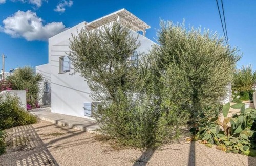 Ampelas Villa | Villa Zeos - Cycladic house close to the beach