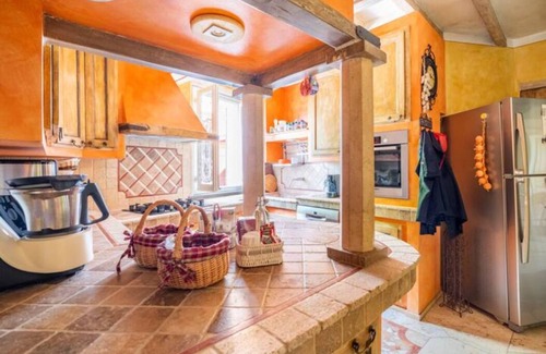 Guiglia Bed & Breakfast | Villadaciahome