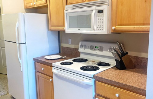 Villages of Five Points Condo | Village at Five Points Community Pool
