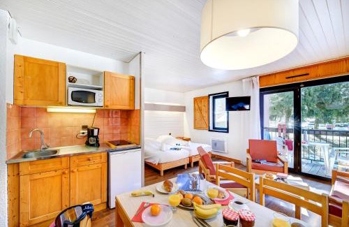 Les Carroz-d'Araches Resort | Village Club Les Tavaillons