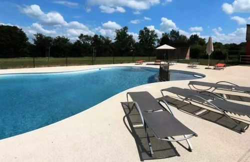 Lignieres House | Village de Cottages - 1 Room Cocoon Cottage for 2 People with Air Conditioning