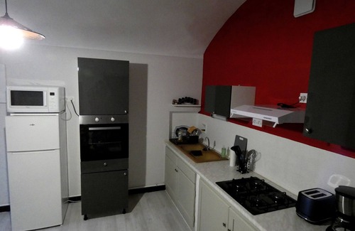 Baix House | Village gîte furnished house