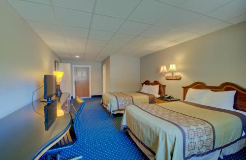 Annapolis Hotel | Village Inn