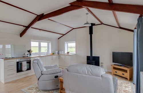 Bridport Cottage | VILLAGE VIEW, pet friendly, with open fire in Burton Bradstock