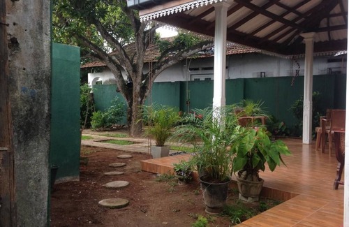 Kaduruduwa Villa | Villahredpalm