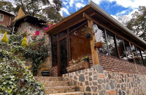 San Mateo Milpas Altas Ski Chalet | Villas Gasconia