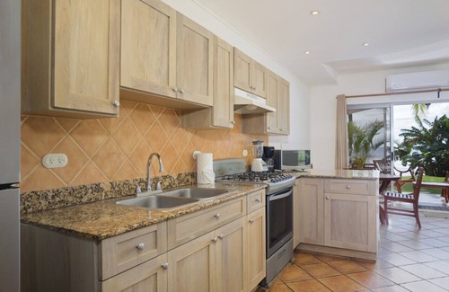 Rancho Santana Condo | Villas Iguana A-13: Beachfront Condo