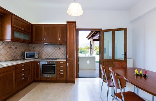 Achlades Villa | Villas in Crete with Private Pool & Beaches