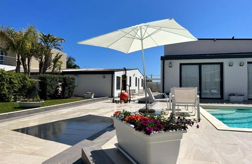 Fanusa Villa | Villas Sport And Beach