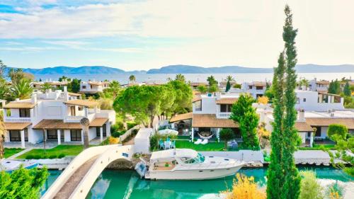Plepi Villa | Villasonboard Dock Villa 3 Bed, 3 Bath, Canal, Greek Venice Porto Hydra