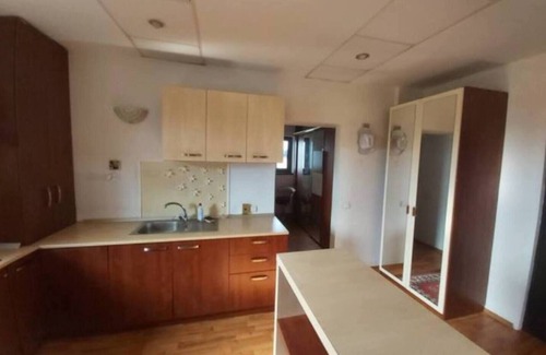 Iasi Villa | Villaweb, 2rooms ap. 5min drive to center &airportnn
