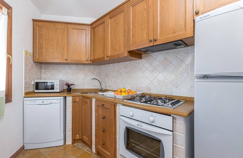 Baia Caddinas Villa | Villetta Franca 100m From The Beach, Golfo Aranci, Italy