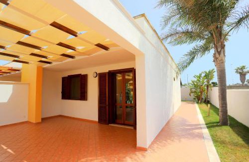 Torre Saracena Villa | Villetta Mirtillo by TerraSalento