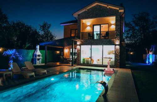 Yanik Villa | Villove Sapanca
