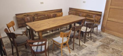 Prietrzka Villa | Vinársky dom u kríža