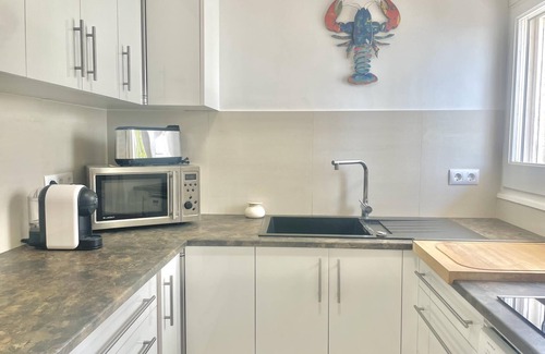 Almadraba-Canyelles Apartment | VIN. Apartment with wonderful sea views