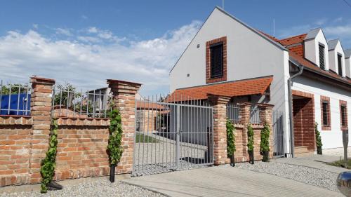 Sakvice Apartment | Vinařský dvůr Turna