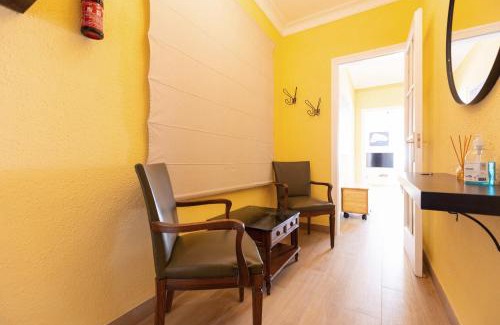 El Baix Guinardo Apartment | Vincent's House