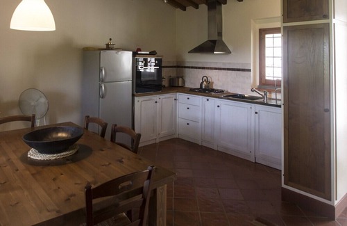 Twist House | Vineyard cottage, 30 minutes to Florence
