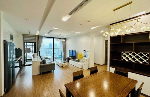 Ngoc Khanh Apartment | Vinhome Metropolis Service Apartment