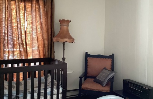Saint-Severin House | Vintage and antique house and barn. 15 minutes from Miller Zoo, Orchard at Ti-Paul,