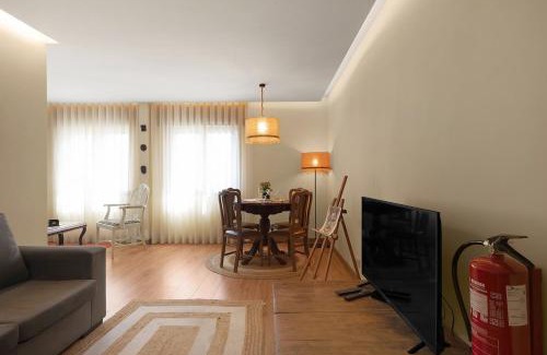 Santa Marinha Apartment | Vintage Copio Apartment