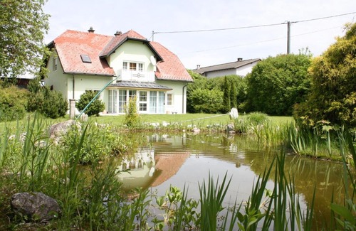Ferlach House | Vintage Holiday Home in Ferlach with Barbecue