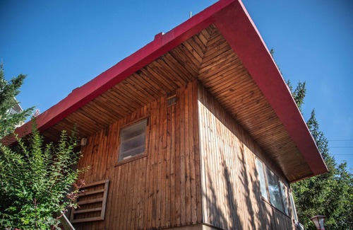 Kfardebian House | Vintage Ski & Vacation Chalet Mzaar